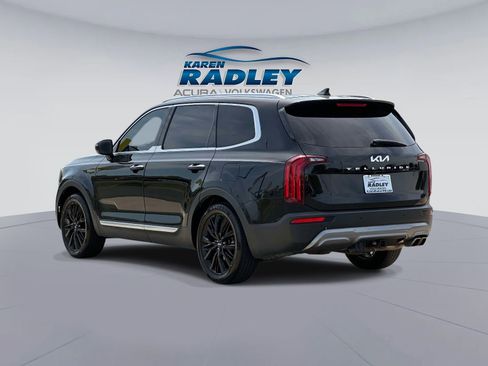 Used 2022 Kia Telluride SX w/ Towing Package FWD image 3