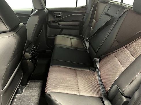 New 2026 Honda Ridgeline Black Edition image 23