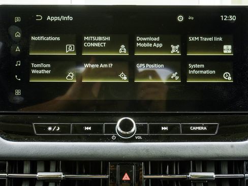 Used 2025 Mitsubishi Outlander SE AWD/4WD image 29