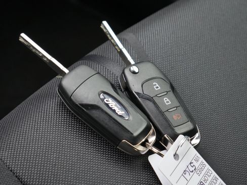 Certified 2025 Ford F150 STX image 33