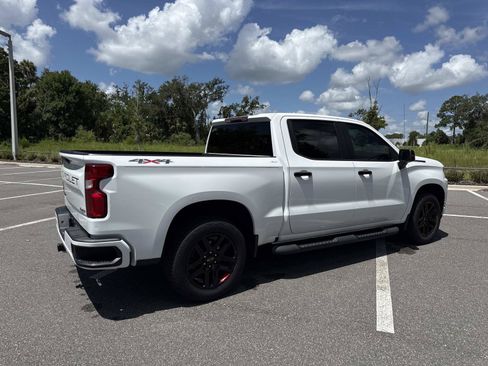 Used 2021 Chevrolet Silverado 1500 RST w/ Redline Edition AWD/4WD image 3