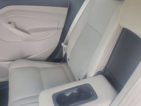 Used 2017 Ford Escape SE image 20