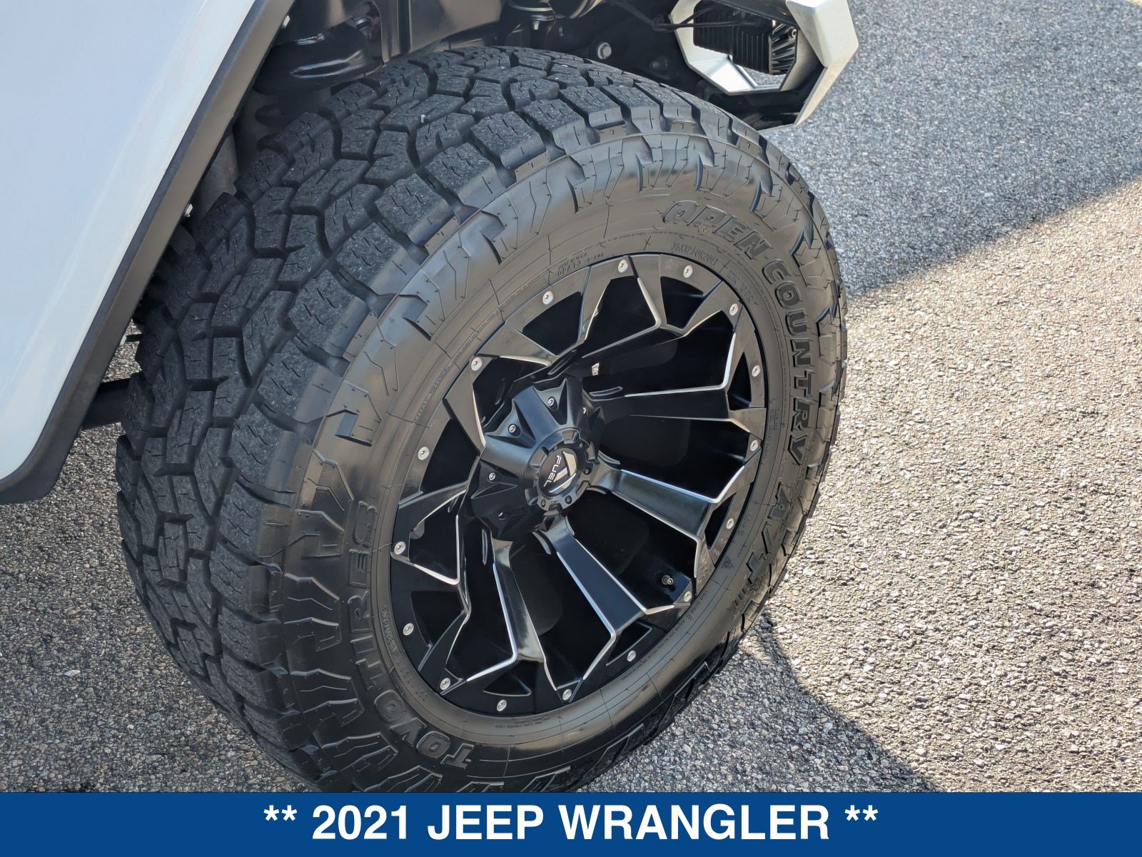 Used 2021 Jeep Wrangler Unlimited Rubicon AWD/4WD image 13
