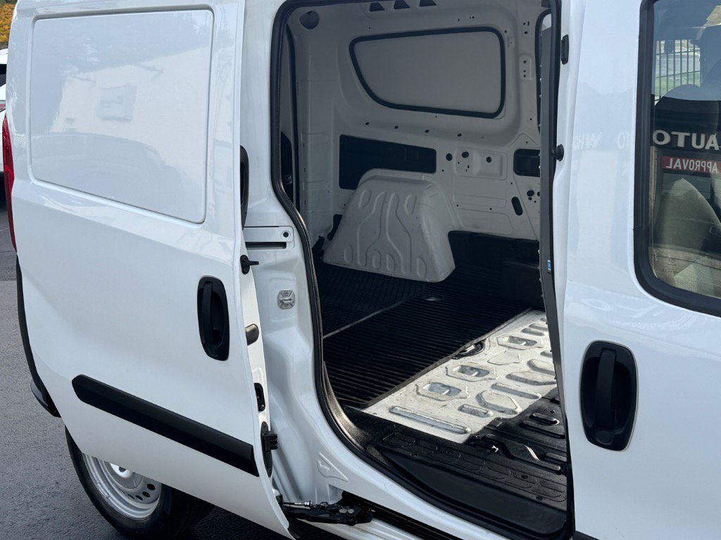 Used 2019 RAM ProMaster City Tradesman FWD image 17