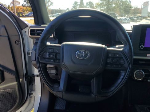 Used 2025 Toyota Tacoma SR image 25
