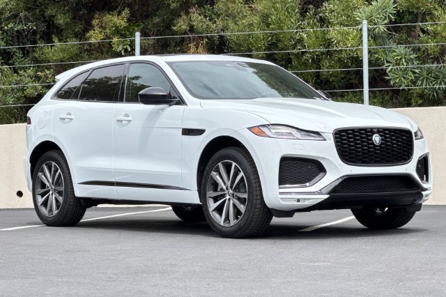 New 2026 Jaguar F-PACE R-Dynamic S AWD/4WD image 7