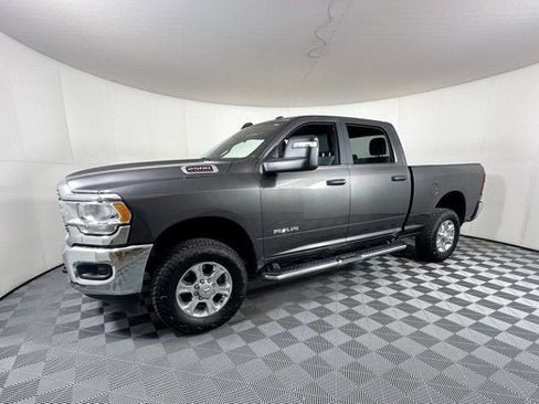 Used 2024 RAM 2500 Big Horn AWD/4WD image 2