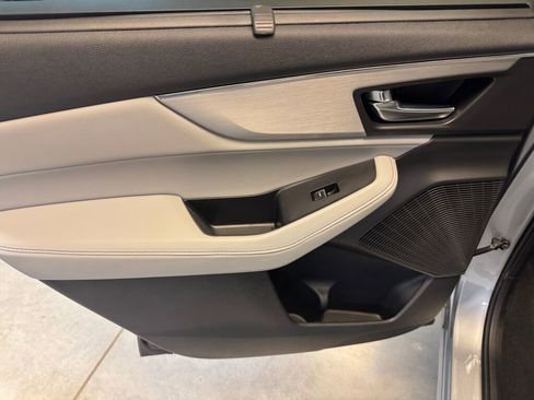 Certified 2023 Acura MDX FWD w/ Technology Package image 38