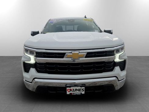 Used 2024 Chevrolet Silverado 1500 LT image 4