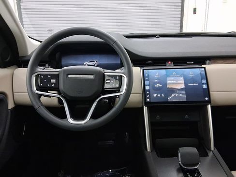 Certified 2025 Land Rover Discovery Sport S AWD/4WD image 4