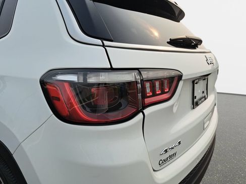 Certified 2023 Jeep Compass Limited AWD/4WD image 32