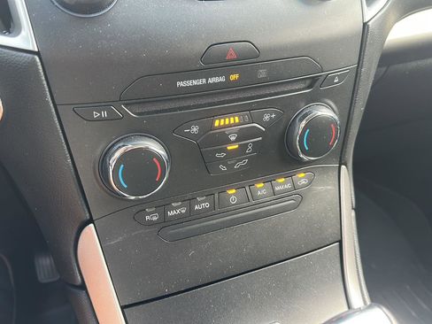 Used 2016 Ford Edge SEL AWD/4WD image 19
