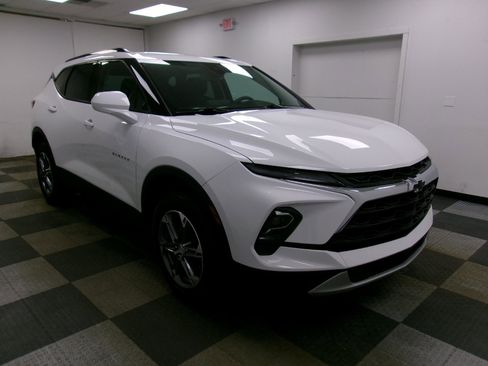 Certified 2024 Chevrolet Blazer LT w/ Convenience Package image 14