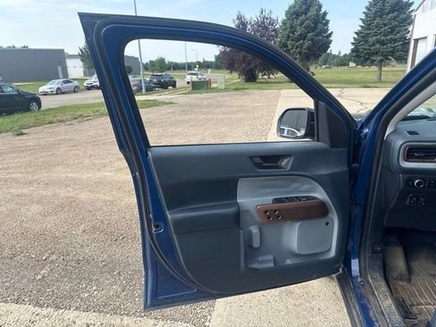 Used 2024 Ford Maverick Lariat w/ FX4 Off-Road Package AWD/4WD image 19