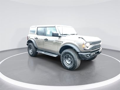 New 2025 Ford Bronco Badlands w/ Sasquatch Package