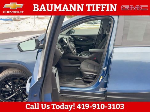 Used 2024 GMC Terrain SLE w/ Driver Convenience Package image 19