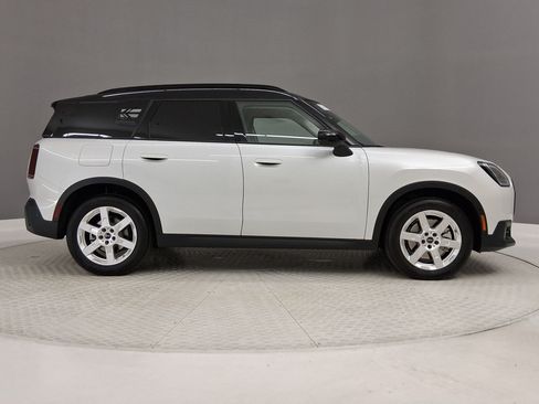 Certified 2025 MINI Cooper Countryman S w/ Comfort Package Max AWD/4WD image 6