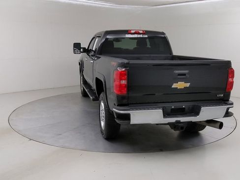 Used 2018 Chevrolet Silverado 2500 LTZ w/ Duramax Plus Package AWD/4WD image 15