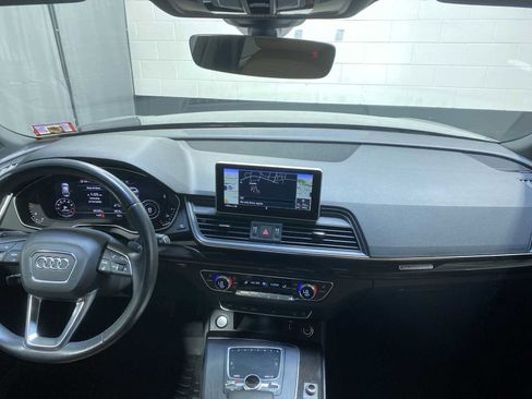 Used 2019 Audi Q5 2.0T Premium Plus AWD/4WD image 10