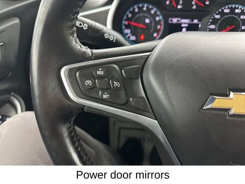 Used 2022 Chevrolet Malibu RS image 39