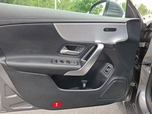 Certified 2022 Mercedes-Benz CLA 250 4MATIC image 13