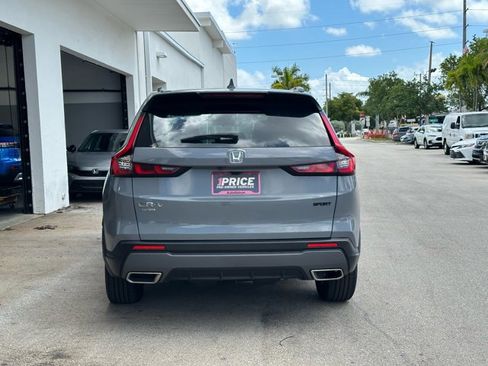 Used 2025 Honda CR-V Sport image 6