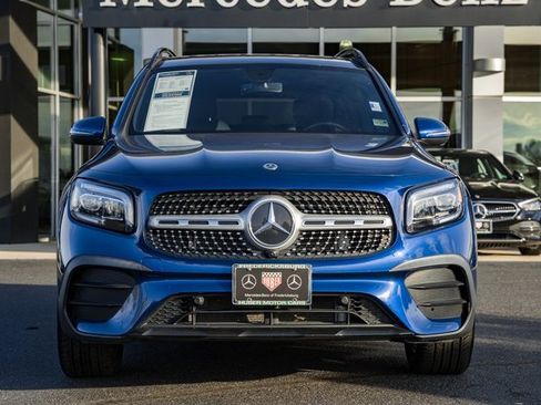 Used 2021 Mercedes-Benz GLB 250 4MATIC image 2
