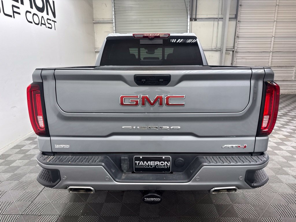 Used 2025 GMC Sierra 1500 AT4 w/ AT4 Premium Package AWD/4WD image 10