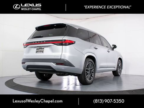 Used 2025 Lexus TX 350 FWD w/ Technology Package image 6