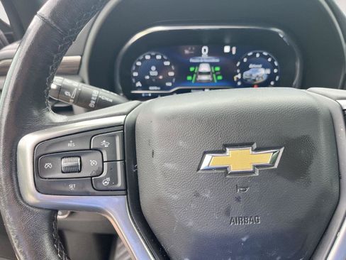 Used 2022 Chevrolet Tahoe LT w/ Luxury Package AWD/4WD image 25