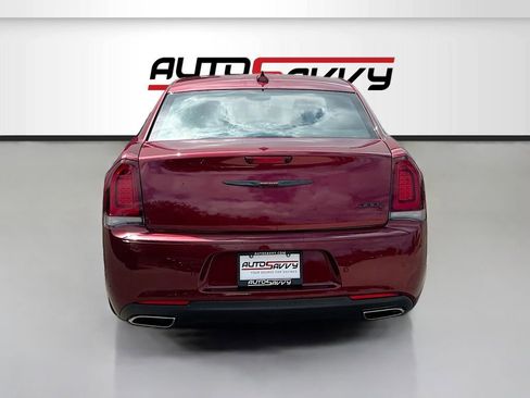 Used 2023 Chrysler 300 S RWD image 6