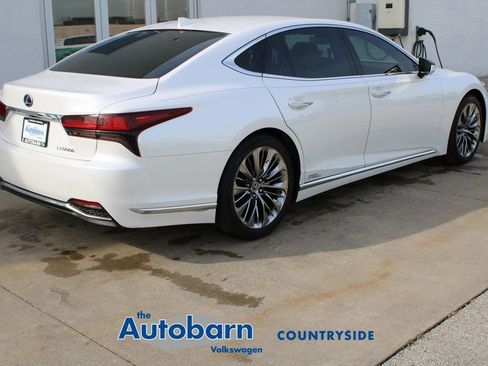 Used 2021 Lexus LS 500h RWD image 6
