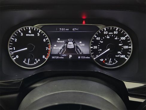 Used 2022 Nissan Pathfinder SV w/ Cargo Package image 17