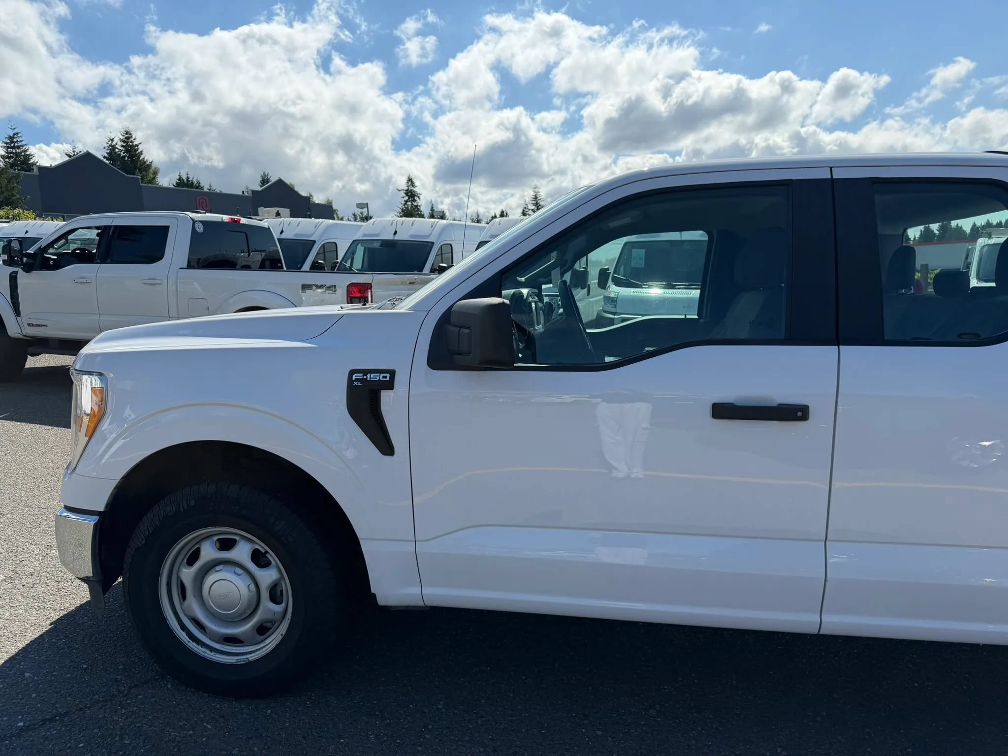 Used 2021 Ford F150 XL w/ Equipment Group 101A High RWD image 10