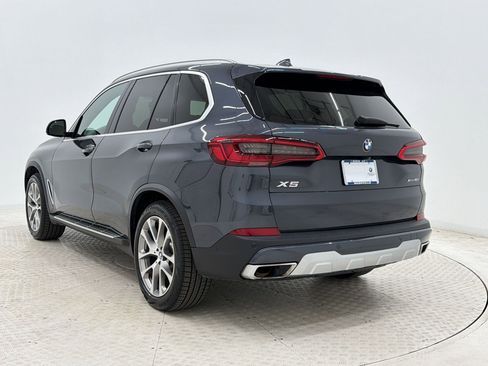 Used 2019 BMW X5 xDrive40i w/ Convenience Package AWD/4WD image 3