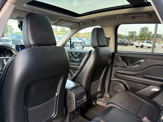Used 2024 Lincoln Corsair AWD w/ Equipment Group 101A image 21