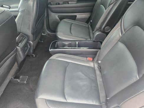 Used 2023 Nissan Pathfinder SL w/ SL Premium Package FWD image 5