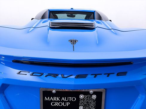 Used 2023 Chevrolet Corvette Stingray Premium Conv RWD image 3
