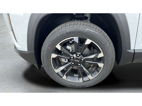 New 2026 Chevrolet Equinox RS w/ Convenience Package III AWD/4WD image 36