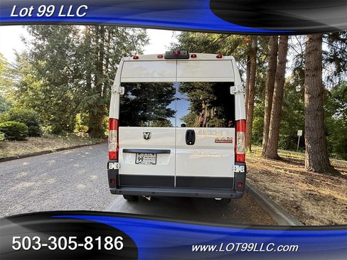 Used 2016 RAM ProMaster 2500 w/ Premium Appearance Group image 11