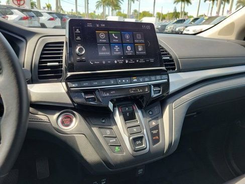 Used 2025 Honda Odyssey EX-L image 24