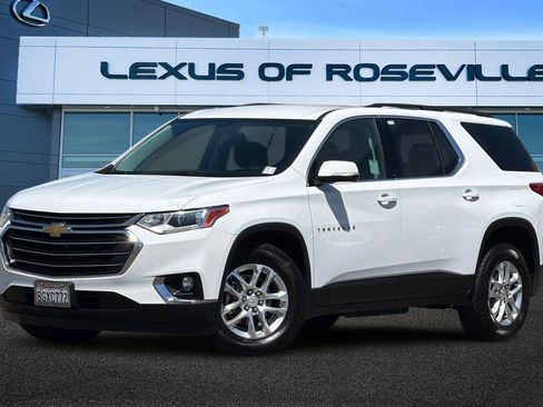 Used 2019 Chevrolet Traverse LT AWD/4WD image 1