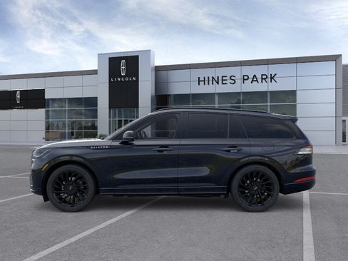 New 2026 Lincoln Aviator Reserve AWD/4WD image 3