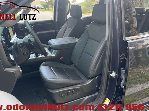 Used 2025 GMC Sierra 1500 SLT w/ SLT Premium Package RWD image 7