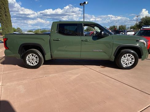 Used 2023 Toyota Tundra SR5 w/ SR5 Premium Package image 8