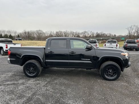 Used 2021 Toyota Tacoma SR5 image 7