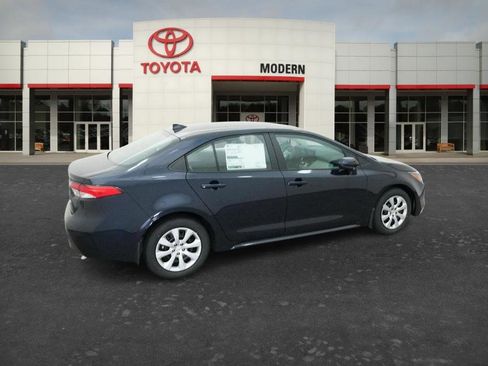 New 2026 Toyota Corolla LE FWD image 5