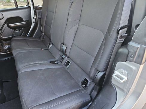 Used 2020 Jeep Gladiator Sport w/ Quick Order Package 24S image 20