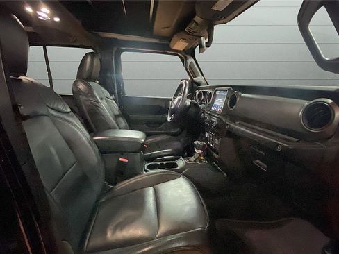 Used 2022 Jeep Wrangler Unlimited Sport image 16