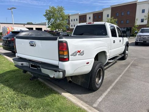 Used 2006 Chevrolet Silverado 3500 4x4 Crew Cab w/ Heavy-Duty Power Package image 4